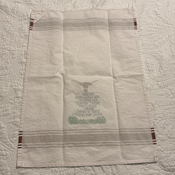 Swoozies hand towel University of Texas Longhorns UT - Picture 3 of 3